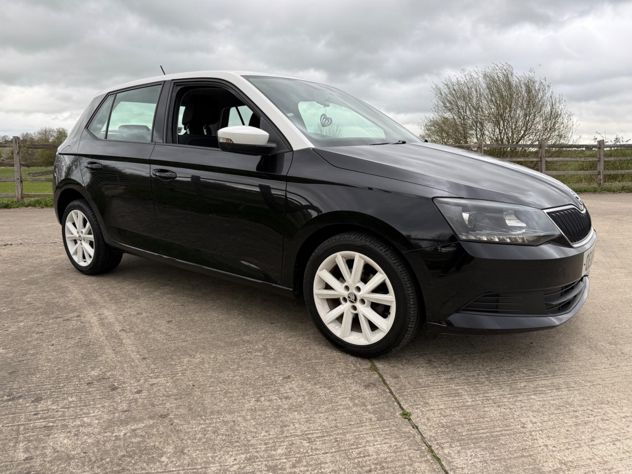 Skoda Fabia 1.0 TSI Colour Edition Euro 6 (s/s) 5dr — photo 48 of 90